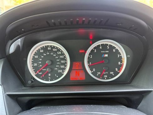Used 2009 BMW M5 RWD image 14
