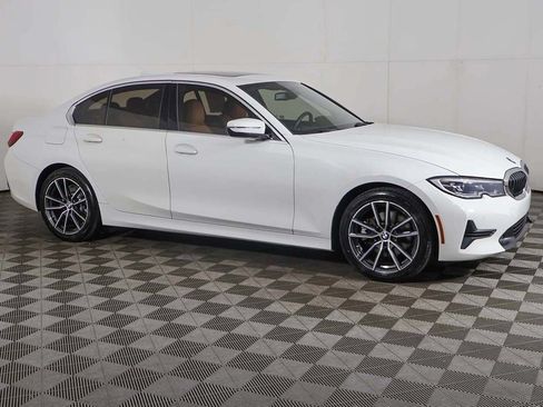 Used 2020 BMW 330i xDrive Sedan w/ Convenience Package AWD/4WD image 15