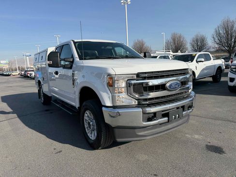 Used 2022 Ford F250 XL w/ STX Appearance Package image 11
