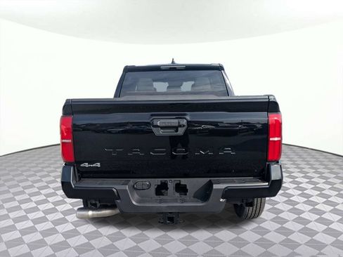 Used 2026 Toyota Tacoma Limited AWD/4WD image 4