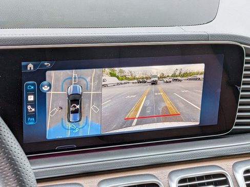 New 2026 Mercedes-Benz GLS 450 4MATIC image 26