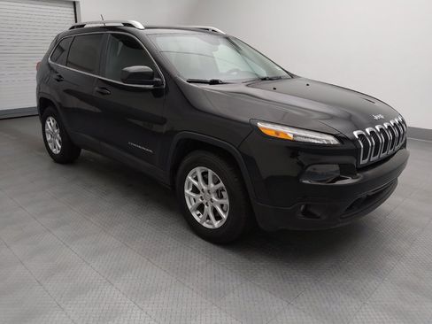 Used 2014 Jeep Cherokee Latitude AWD/4WD image 11