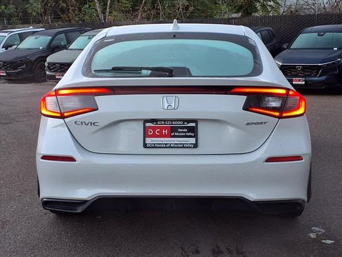 Certified 2024 Honda Civic Sport image 5