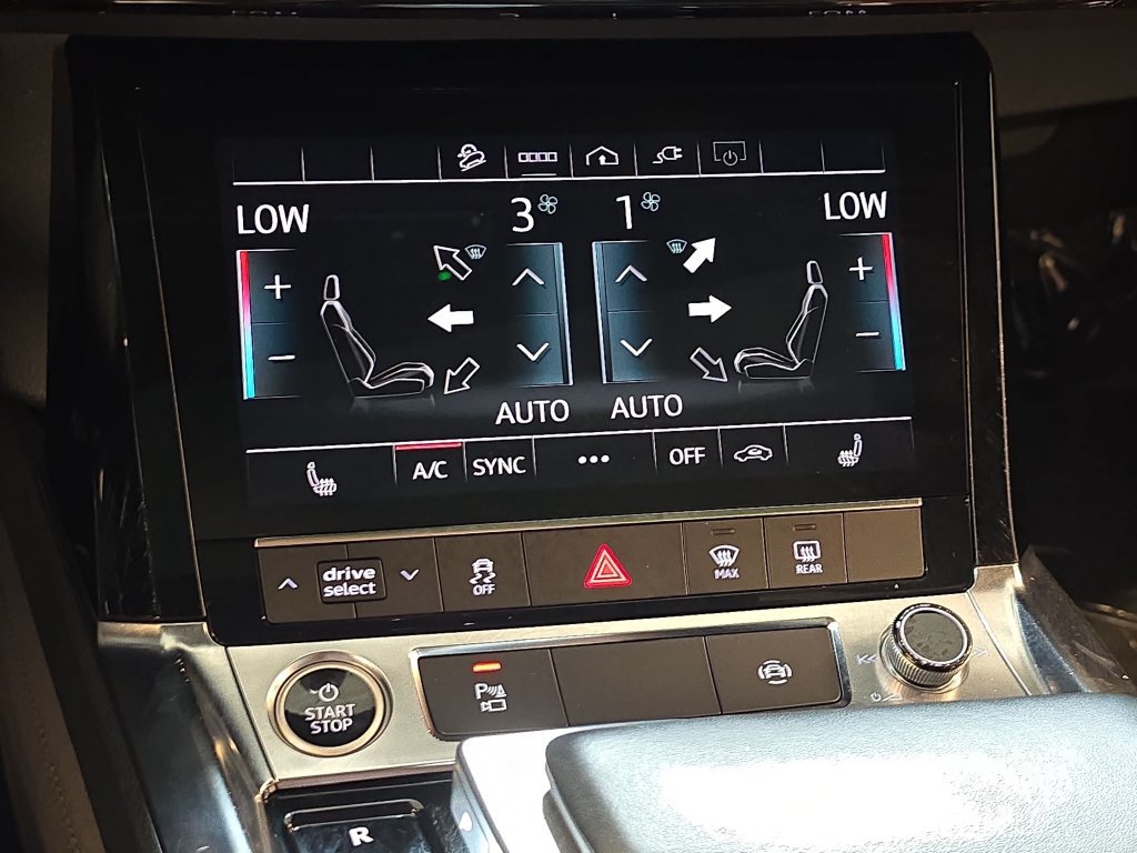 Certified 2024 Audi Q8 e-tron Premium Plus AWD/4WD image 28