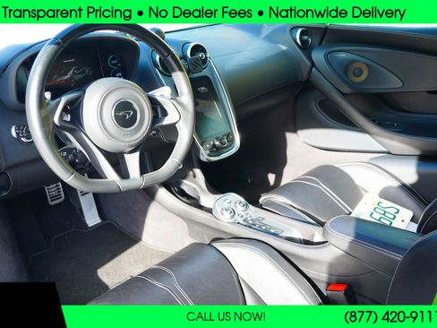 Used 2016 McLaren 570S Coupe 2D image 28