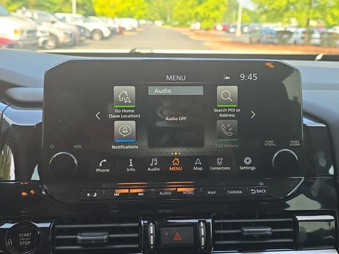 Used 2025 Nissan Pathfinder Platinum AWD/4WD image 22