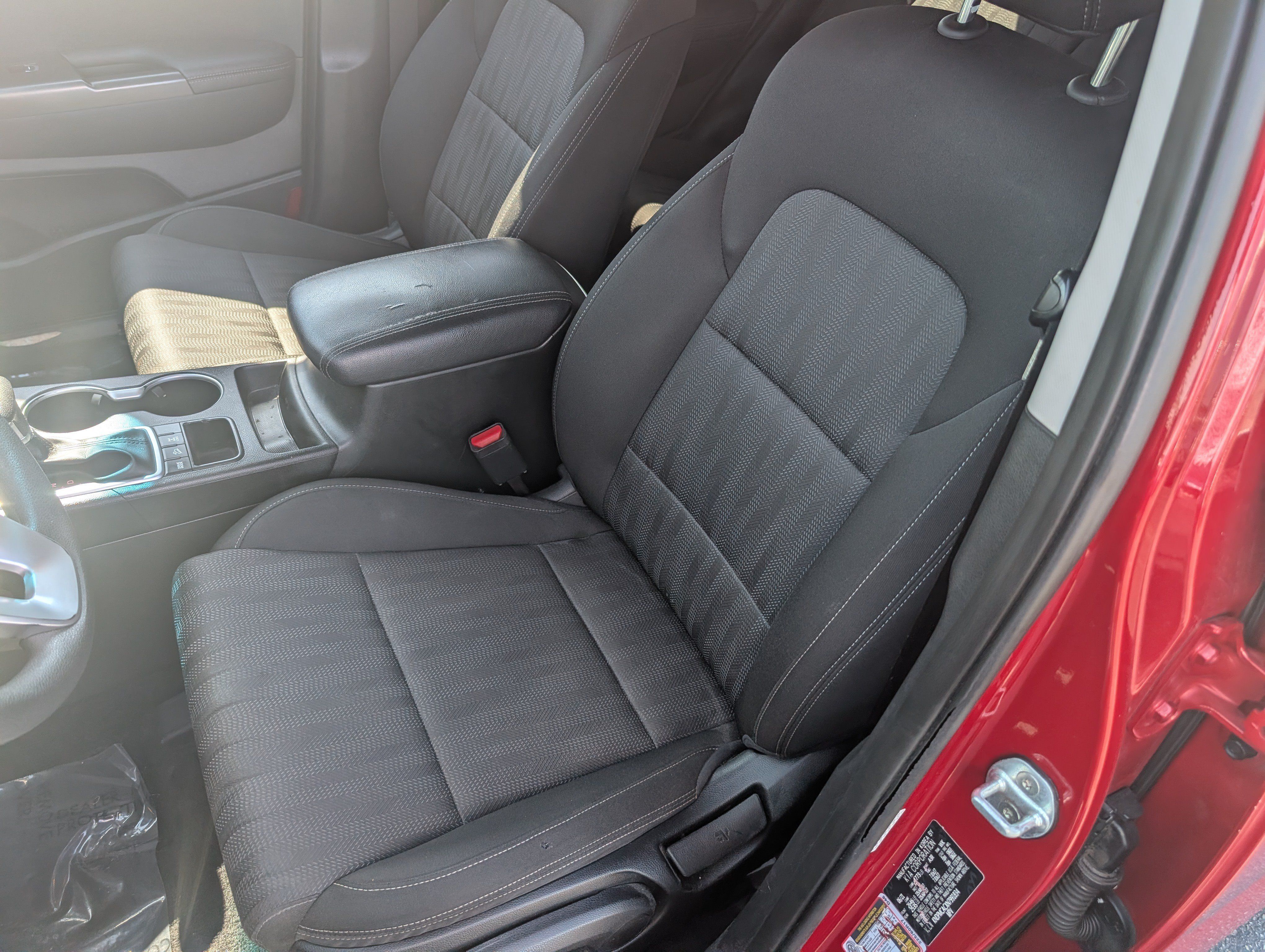Used 2022 Kia Sportage LX AWD/4WD image 11