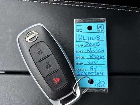 Certified 2025 Nissan Rogue S image 34