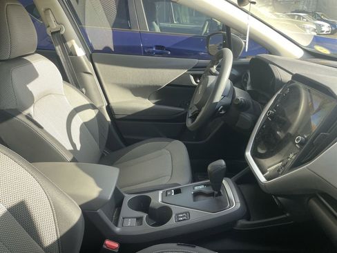 Used 2024 Subaru Crosstrek 2.0i Premium image 4