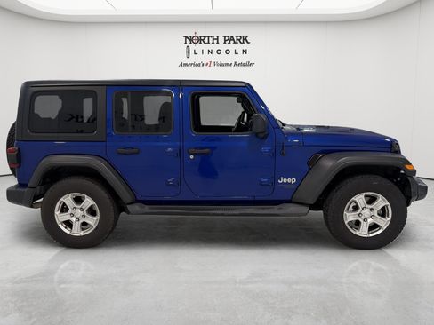 Used 2020 Jeep Wrangler Unlimited Sport S AWD/4WD image 6