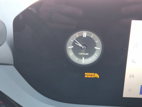 Used 2025 Lexus ES 350 w/ Premium Package FWD image 23