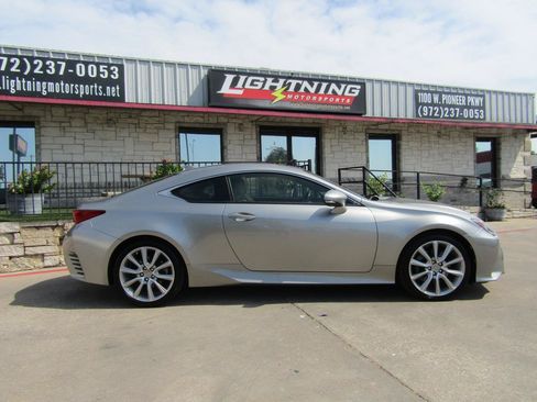 Used 2015 Lexus RC 350 w/ Luxury Package RWD image 5