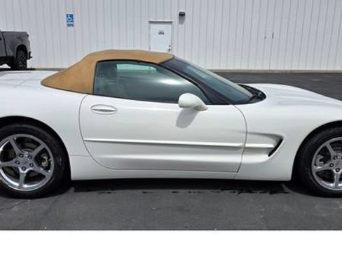 Used 2002 Chevrolet Corvette Convertible w/ Preferred Equipment Group2 RWD image 6