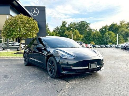 Used 2022 Tesla Model 3 Long Range AWD/4WD image 1