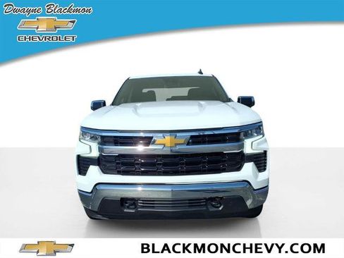 Used 2024 Chevrolet Silverado 1500 LT AWD/4WD image 8