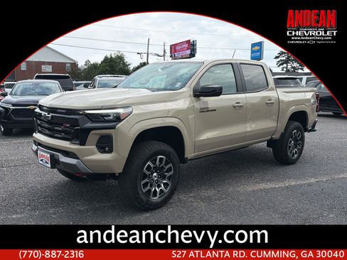 Used 2023 Chevrolet Colorado Z71 w/ Z71 Convenience Package 2 AWD/4WD image 1