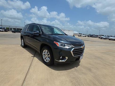 Used 2021 Chevrolet Traverse LT FWD image 5