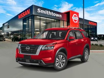 New 2025 Nissan Pathfinder SL w/ SL Premium Package