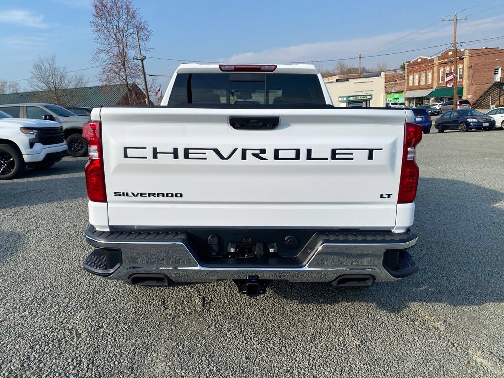 New 2025 Chevrolet Silverado 1500 LT AWD/4WD image 4
