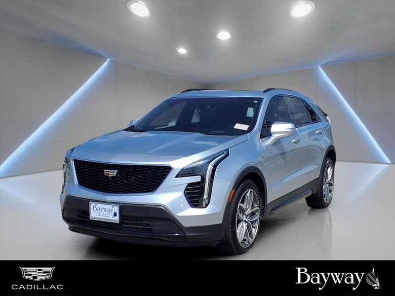 Certified 2022 Cadillac XT4 Sport image 1