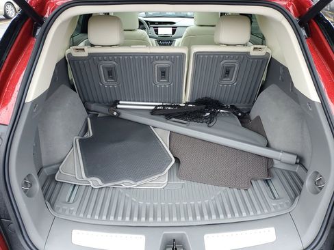 Used 2024 Cadillac XT5 Premium Luxury image 30