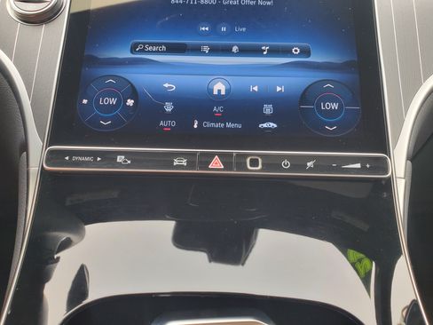 Used 2025 Mercedes-Benz GLC 300 image 18