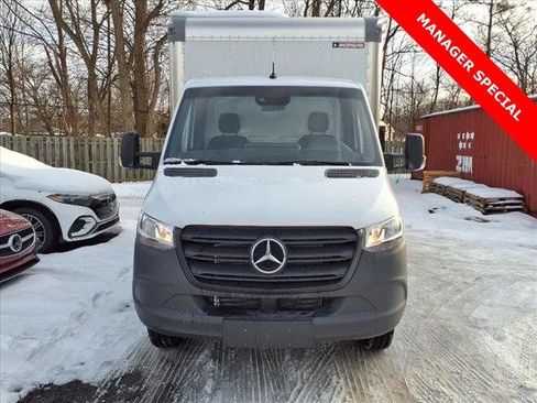Used 2023 Mercedes-Benz Sprinter 3500 image 3