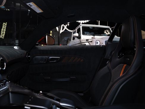 Used 2021 Mercedes-Benz AMG GT Black Series image 32