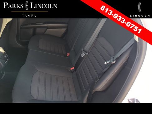 Used 2020 Ford Fusion SE image 14