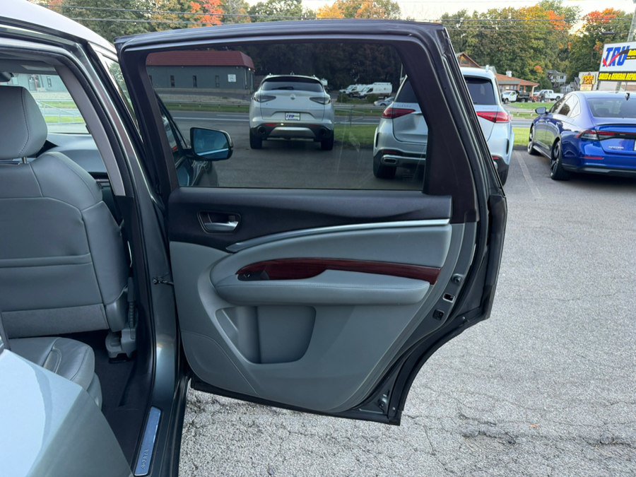 Used 2015 Acura MDX w/ Technology Package AWD/4WD image 20