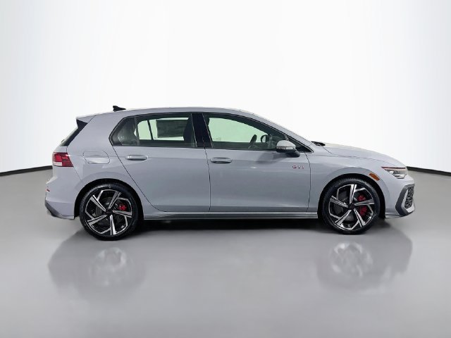 New 2026 Volkswagen GTI SE FWD image 8