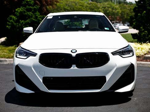 Used 2025 BMW 230i Coupe image 15