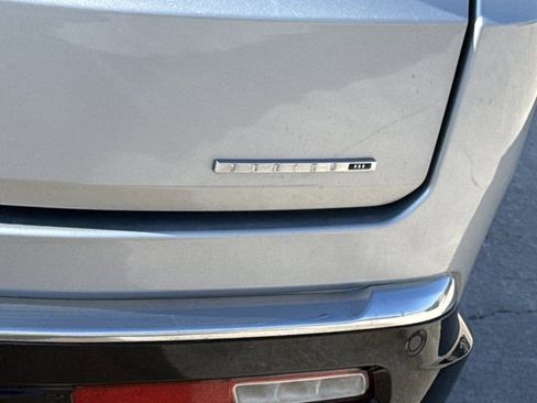 Used 2024 Jeep Wagoneer Series III w/ Premium Group I image 11