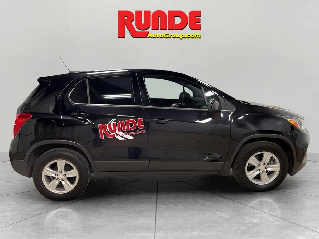 Used 2020 Chevrolet Trax LS FWD image 6