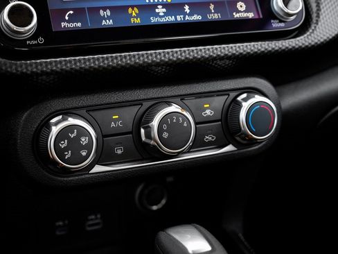 Used 2024 Nissan Kicks SV image 35