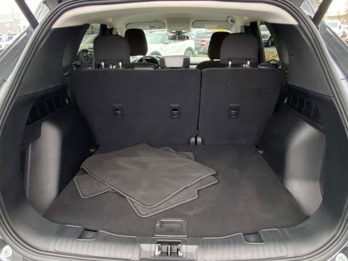 Used 2025 Ford Escape Active image 8