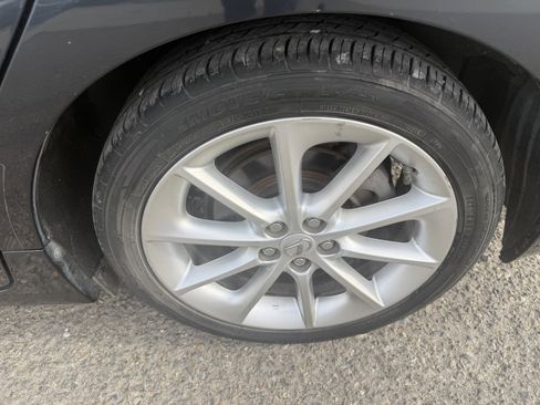 Used 2011 Lexus CT 200h Premium w/ Leather Pkg image 22