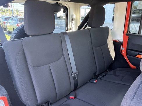 Used 2015 Jeep Wrangler Unlimited Sport w/ Quick Order Package 24S image 11