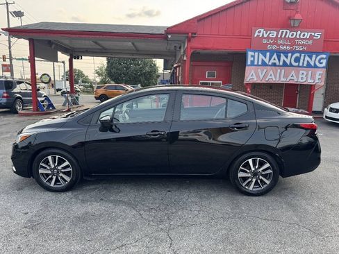 Used 2020 Nissan Versa SV FWD image 7