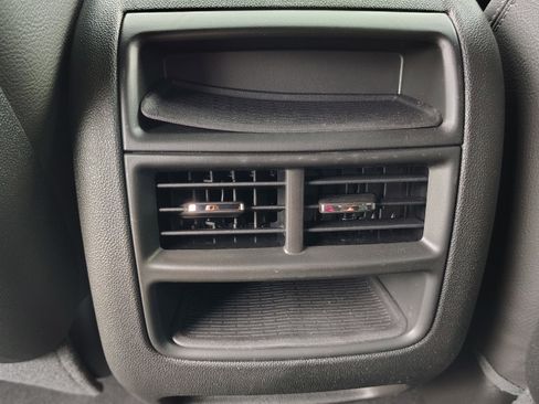 New 2025 Cadillac XT5 Luxury w/ LPO, Floor Liner Package image 38