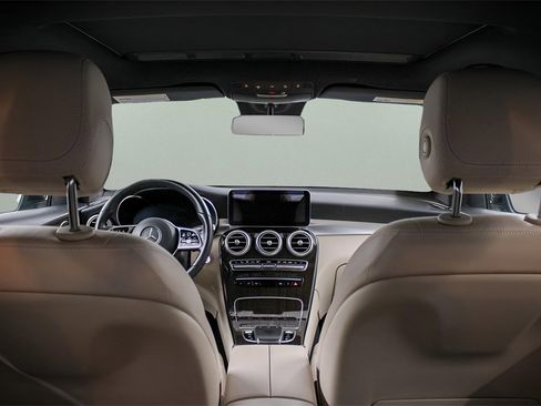 Used 2022 Mercedes-Benz GLC 300 4MATIC Coupe image 17