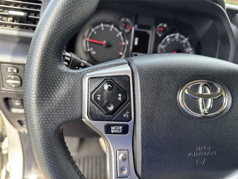 Used 2021 Toyota 4Runner SR5 RWD image 21