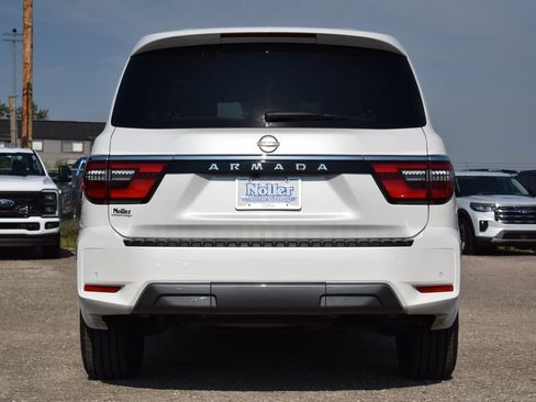 Used 2024 Nissan Armada SV w/ Cargo Package AWD/4WD image 8
