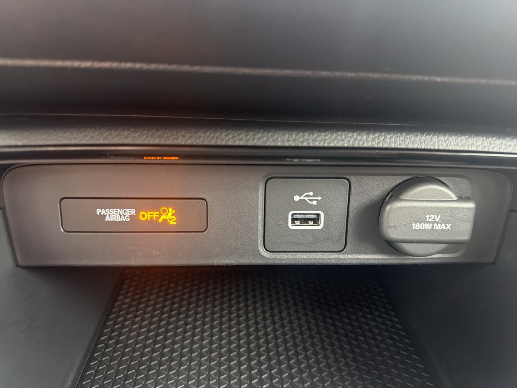 Used 2025 Honda CR-V LX image 16