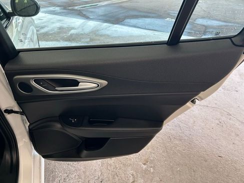 New 2025 Alfa Romeo Giulia w/ Driving Assist Package image 13