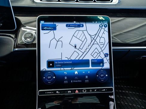 Used 2023 Mercedes-Benz S 580 4MATIC Sedan image 48