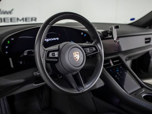 Used 2023 Porsche Taycan RWD image 21