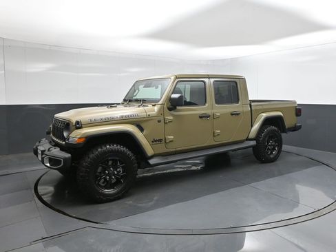 New 2026 Jeep Gladiator Sport AWD/4WD image 34