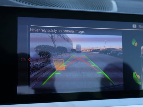 Used 2022 BMW 440i xDrive Convertible image 25