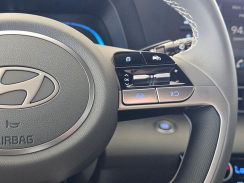 New 2026 Hyundai Elantra Sport FWD image 21